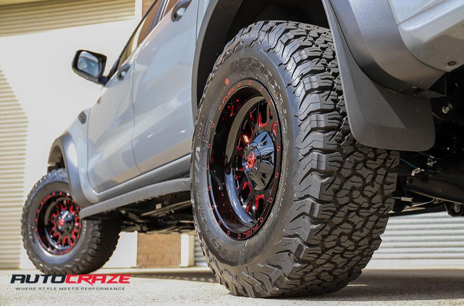 FORD-RANGER-RAPTOR-STROKE-GLOSS-BLACK-W-CANDY-RED